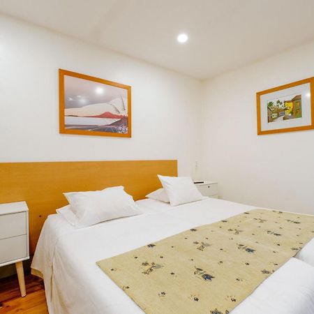 Apartamento À Francos Painting Artist 2 OOporto Exterior foto