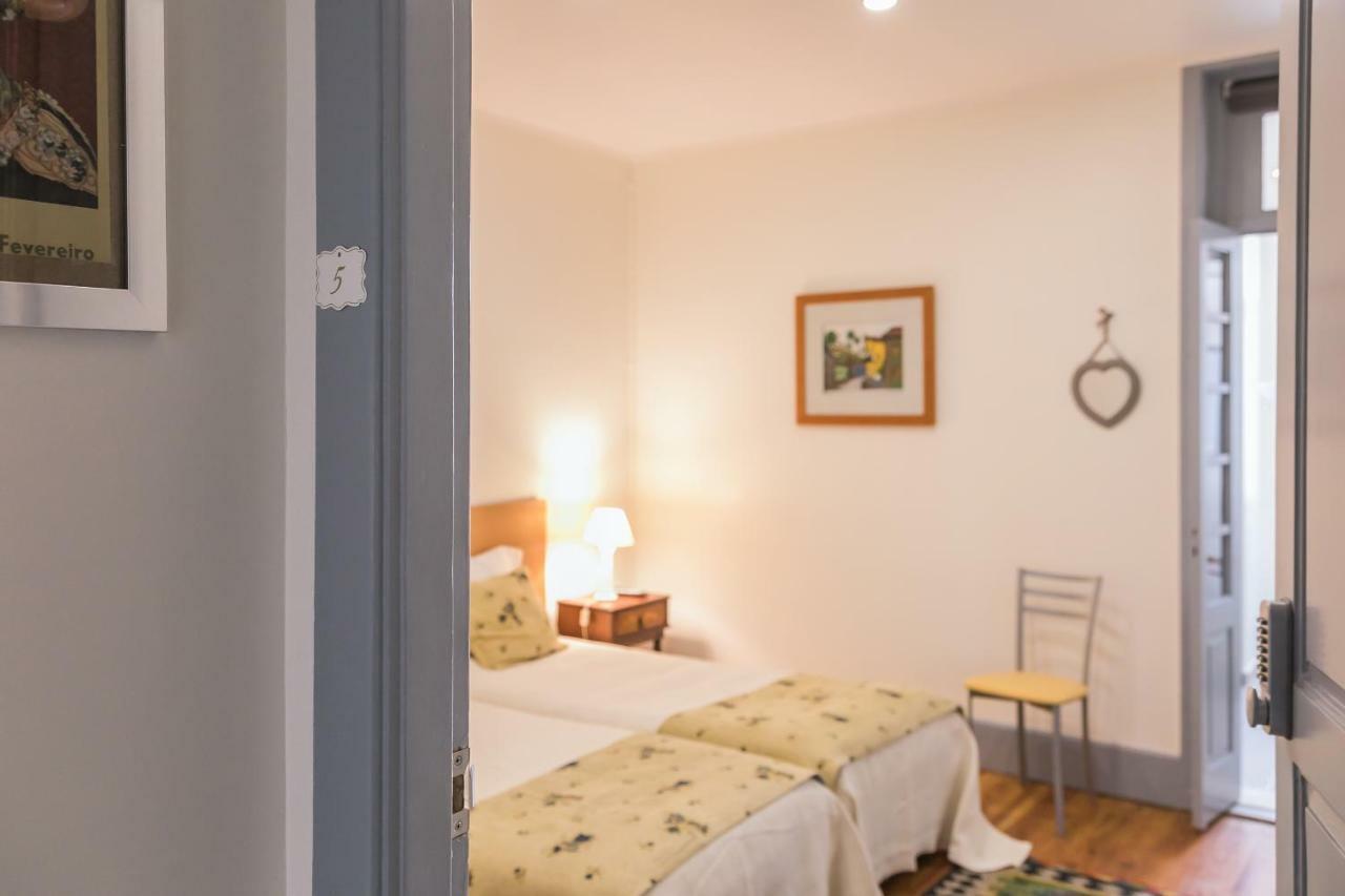 Apartamento À Francos Painting Artist 2 OOporto Exterior foto